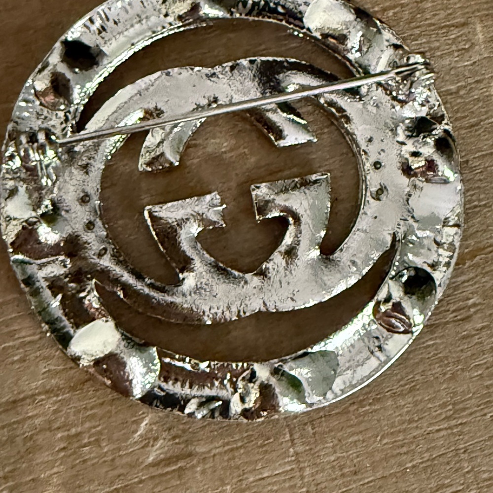 Crystal Double G Style Circle Brooch – Silver Tone Rhinestone Statement Pin - Picture 4 of 5